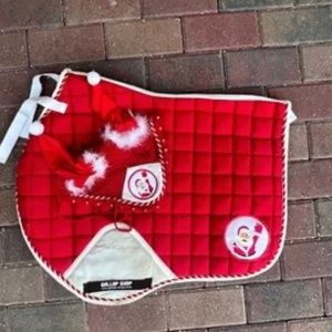 Horse pad and bonnet